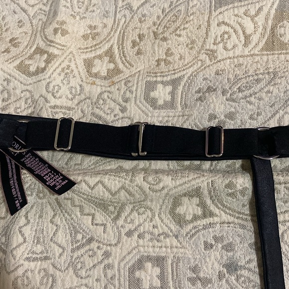 VS Garter - Picture 5 of 5